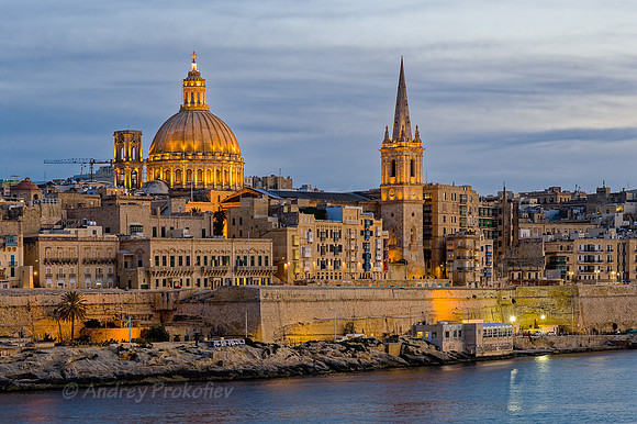 Valletta's Twilight